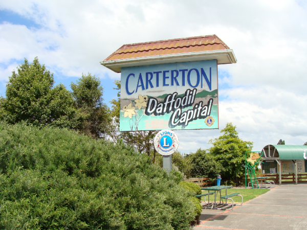 Carterton town sign